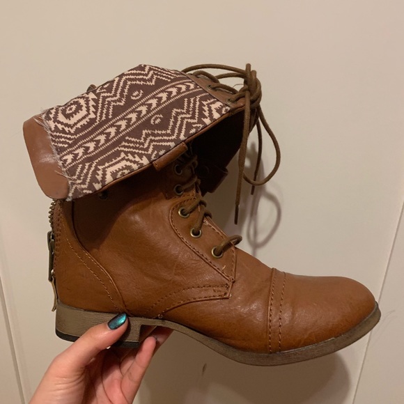 Combat boots - Picture 3 of 3